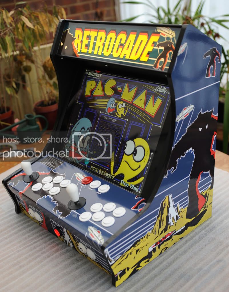 retrocade-right.jpg